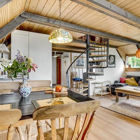 Amazing Home In Logstrup With Kitchen Eksteriør bilde